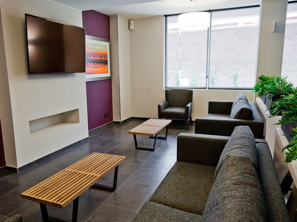 City Express Suites By Marriott Silao Aeropuerto المظهر الخارجي الصورة